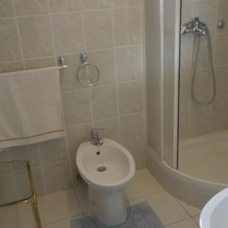 Apartament Julia - Julia 1 *