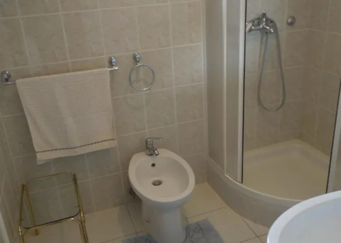 Apartament Julia - Julia 1 *